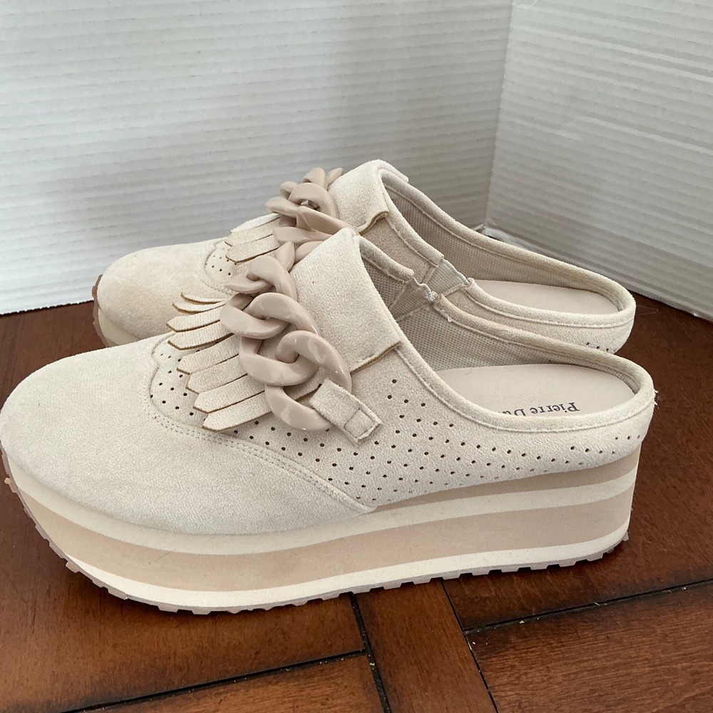 Pierre Dumas Beige Platform Fringe Chain Mules - Picture 4 of 7